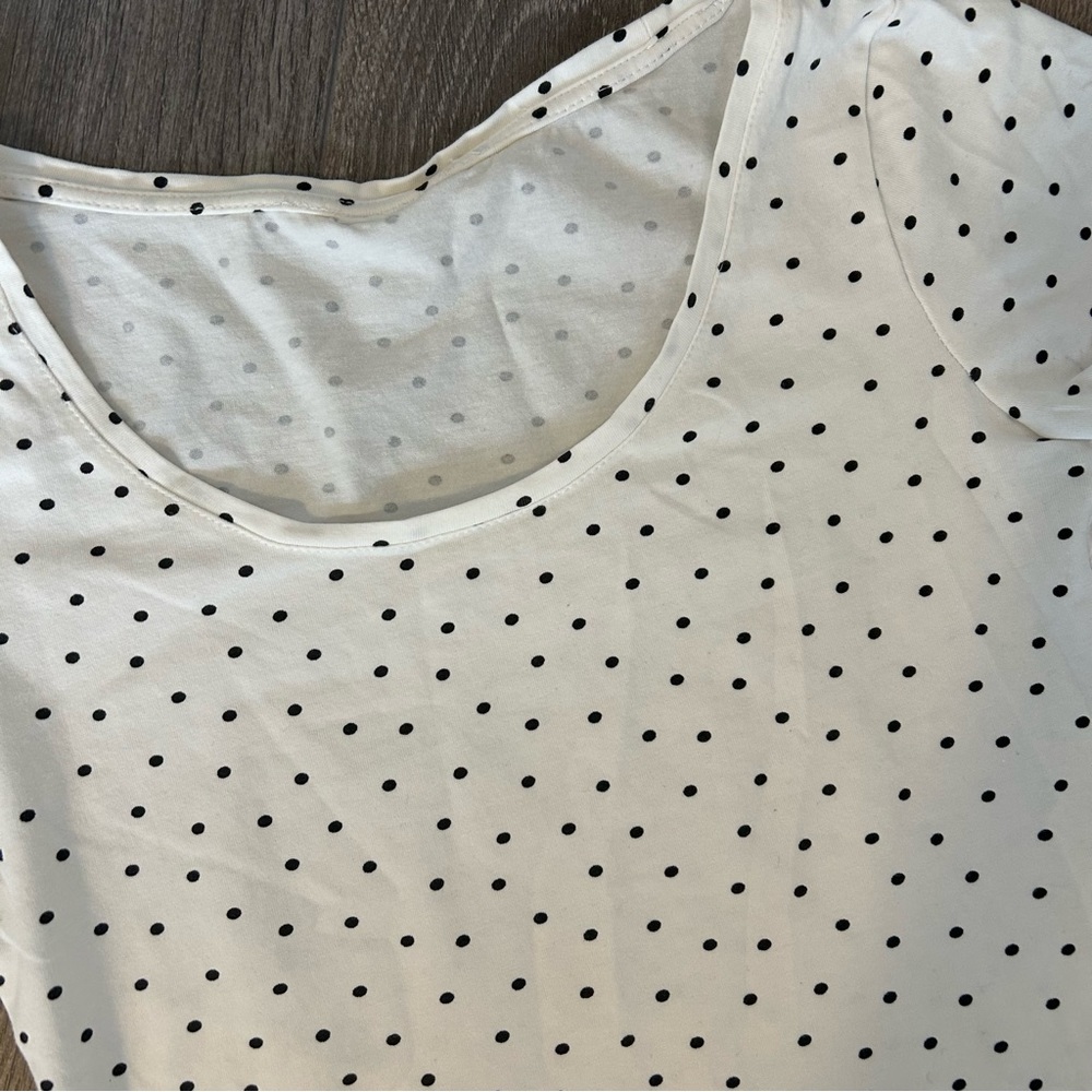 H&M T-Shirt - Picture 4 of 4
